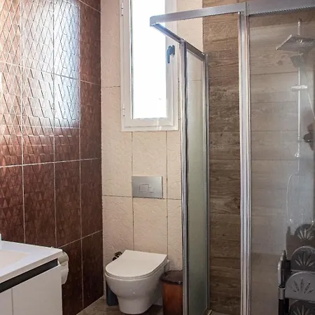 Modern 2br With Pool Karsiyaka Apartment