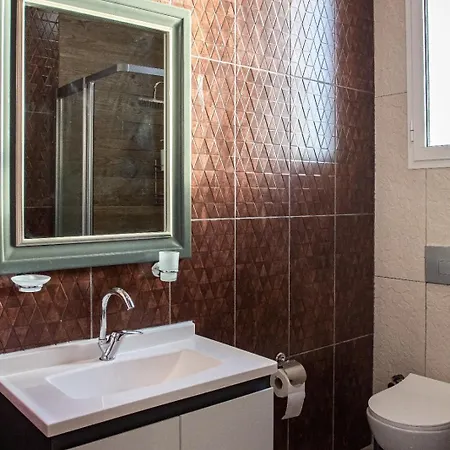 Modern 2br With Pool Karsiyaka Apartment